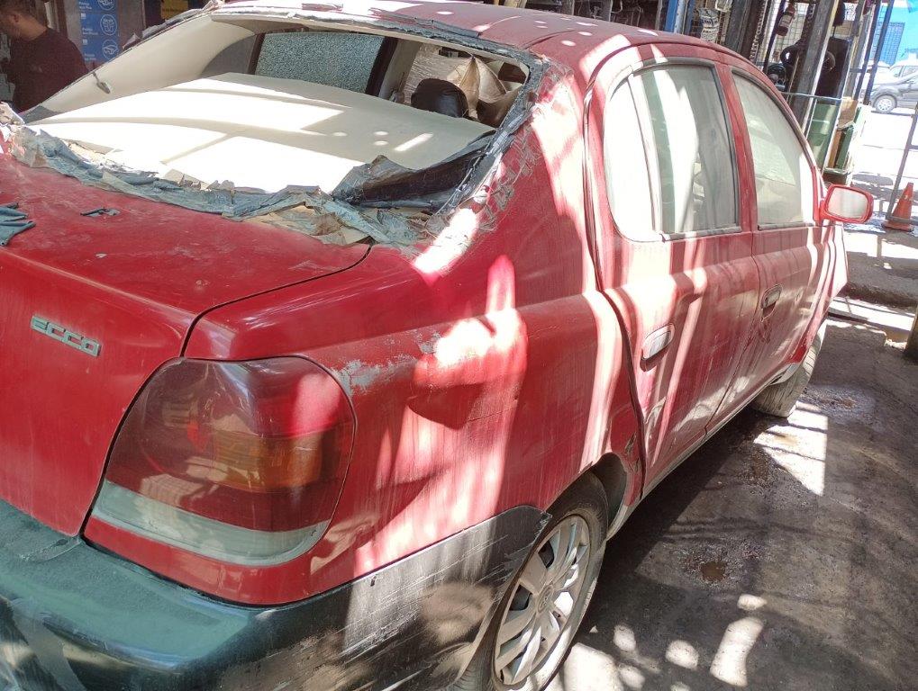  Toyota YARIS 2000    EN DESARME
